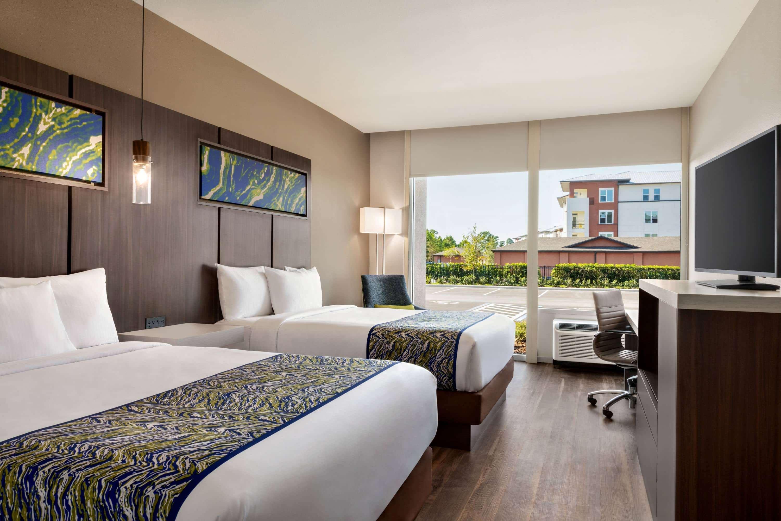 La Quinta Inn & Suites By Wyndham Orlando I-Drive Theme Parks Williamsburg Exterior photo